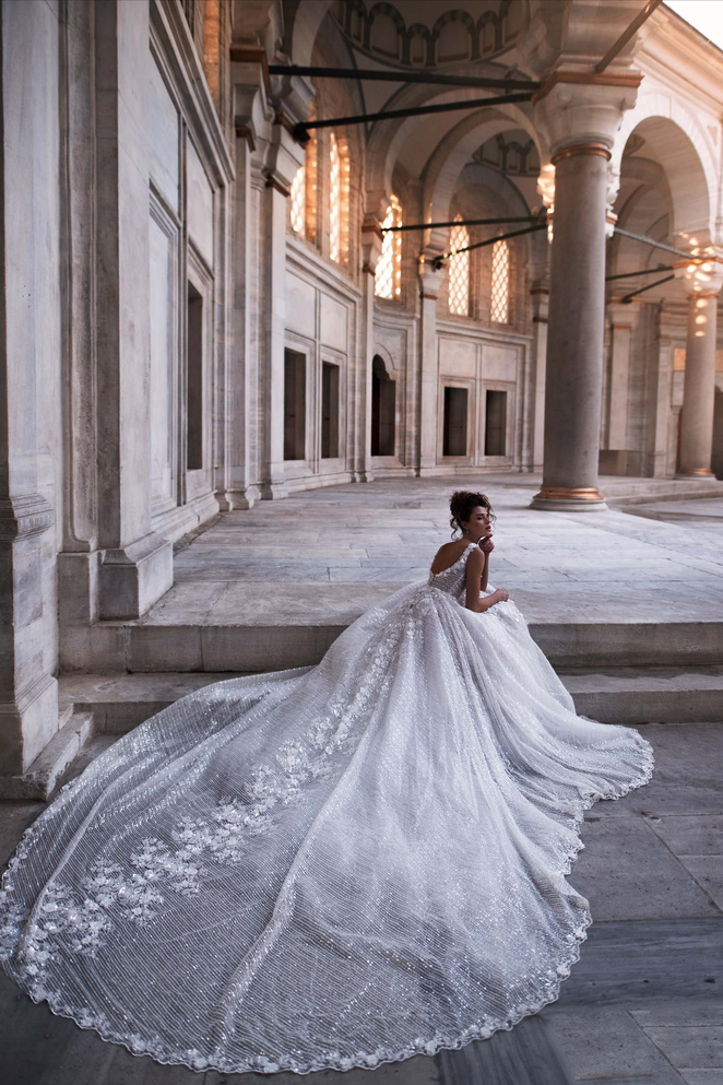 Купить свадебное платье «Бижу» Бламмо Биамо из коллекции 2018 года в Санкт-Петербурге