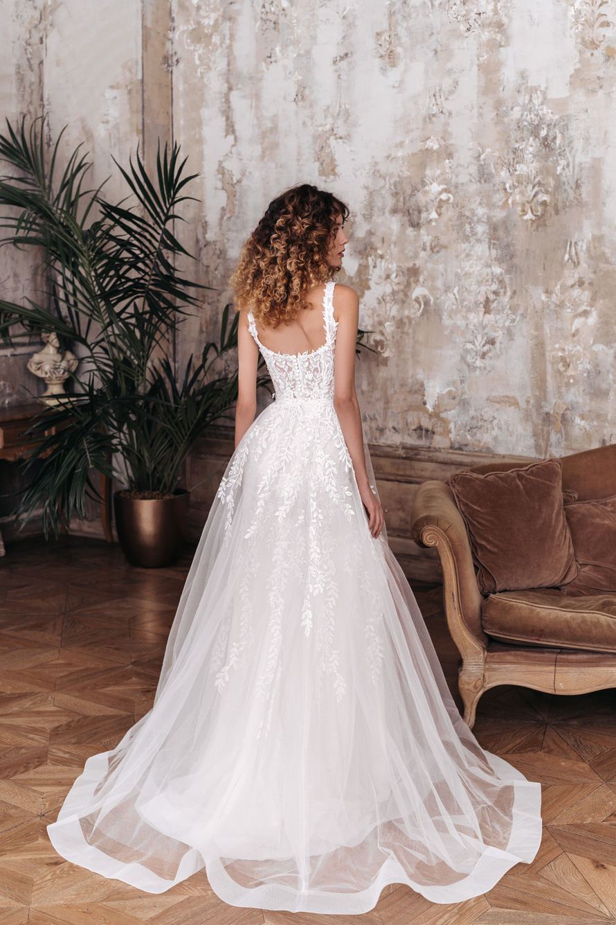 Купить свадебное платье Арт. 22018 Бланни из коллекции 2023 года в салоне «Мэри Трюфель»