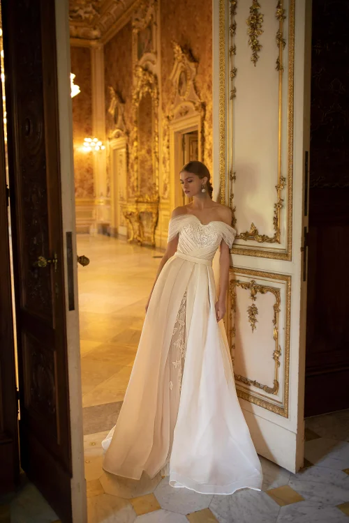 Купить свадебное платье Арт. 19376 Навиблю Брайдал из коллекции 2021 года в салоне «Мэри Трюфель» Арт. 19376