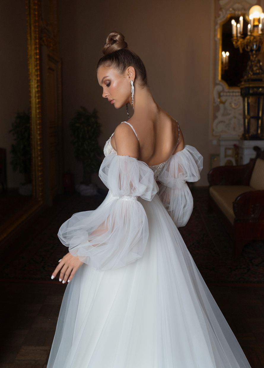 Купить свадебное платье «Инрэй» Мэрри Марк из коллекции Мистерия 2023 года в салоне «Мэри Трюфель»