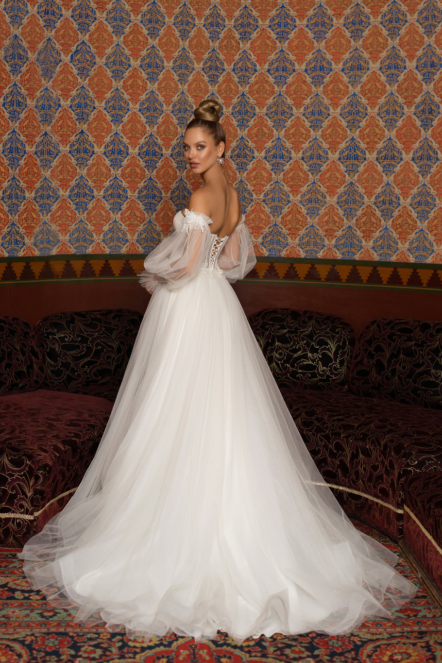 Купить свадебное платье «Азори» Мэрри Марк из коллекции Мистерия 2023 года в салоне «Мэри Трюфель»