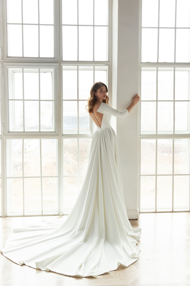 Свадебное платье «Рена» Евы Лендел — купить в Краснодаре платье Рена из коллекции "Меньше значит больше" 2021