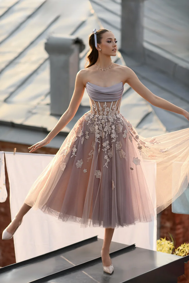 Купить вечернее платье «Бонси» из вечерней коллекции 2025 в салоне «Мэри Трюфель» Бонси