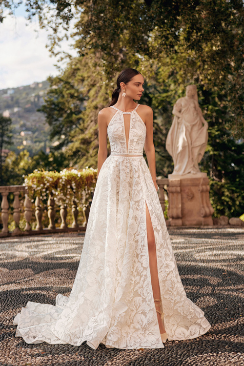 Wedding dresses in boho style
