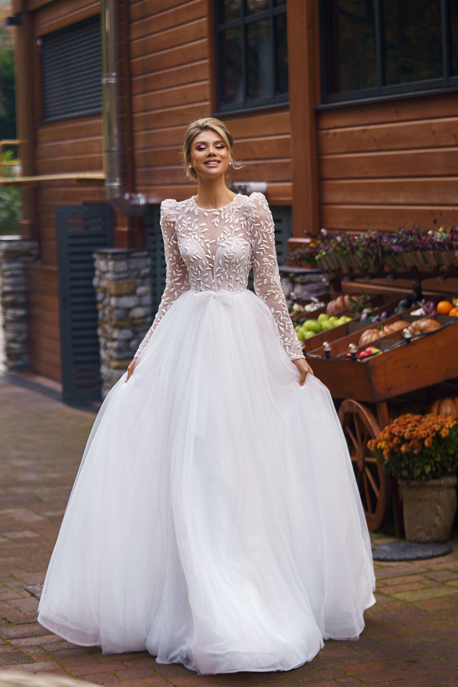 Купить свадебное платье «Рэя» Сонеста из коллекции 2022 года в салоне «Мэри Трюфель»
