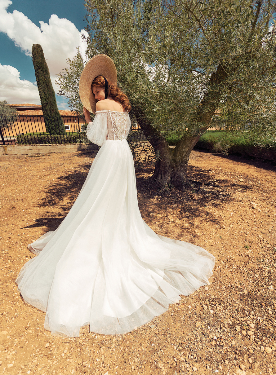 Купить свадебное платье «Фелиста» Татьяны Каплун из коллекции «Вайлд Винд 2019» в салоне свадебных платьев