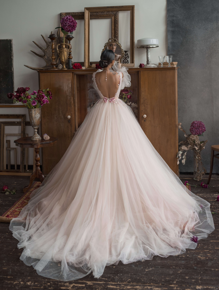 Купить свадебное платье «Аполло» Бламмо Биамо из коллекции Нимфа 2020 года в Москве