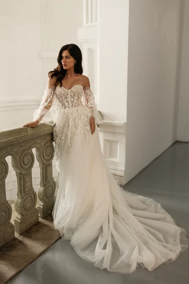 Купить свадебное платье «Софи» Эстелавия из коллекции Одна на миллион 2024 года в салоне «Мэри Трюфель» Софи