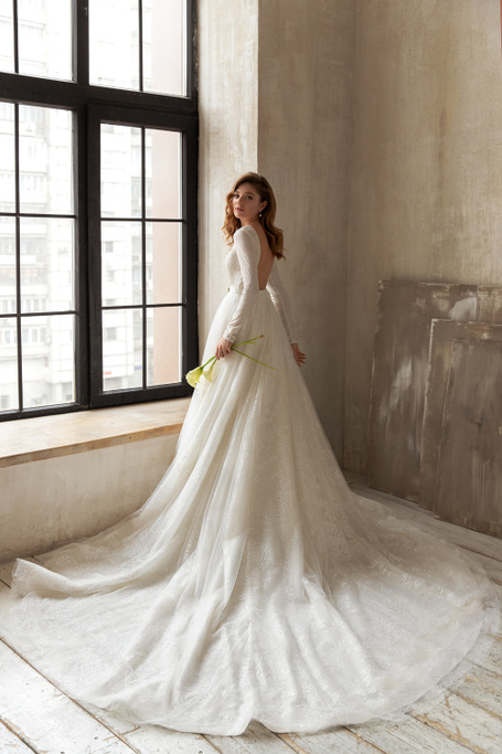 Свадебное платье «Дебби» Евы Лендел — купить в Краснодаре платье Дебби из коллекции "Меньше значит больше"2021
