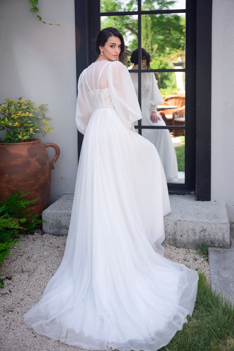Купить свадебное платье «Навара» Татьяна Каплун из коллекции Следуй зову сердца 2022 года в салоне «Мэри Трюфель»