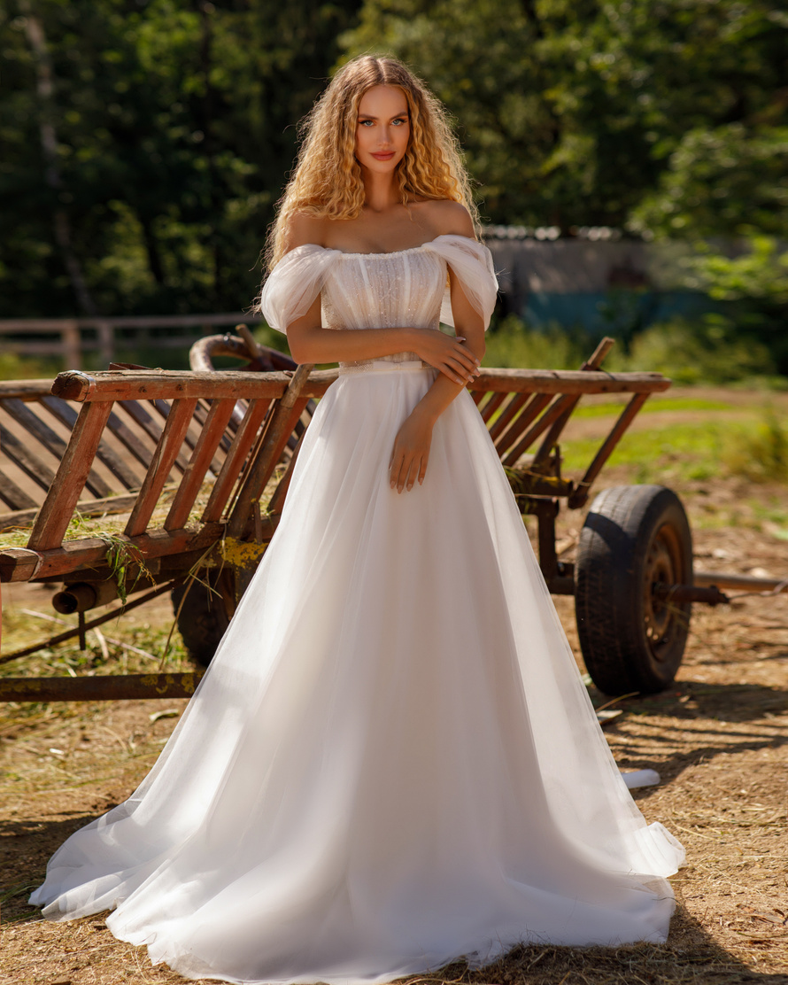 Купить свадебное платье «Иванна» Стрекоза из коллекции Любава 2023 года в салоне «Мэри Трюфель»
