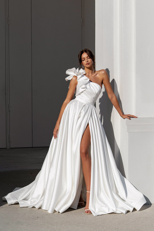 Купить свадебное платье «Сегура» Сонеста из коллекции 2023 года в салоне «Мэри Трюфель»