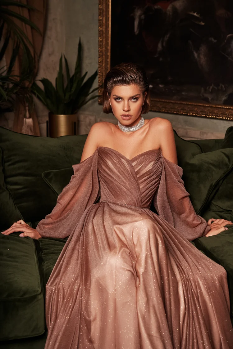 Купить вечернее платье «Эмпея» Мэрри Марк из коллекции Мерцание 2024 года в салоне «Мэри Трюфель» Эмпея