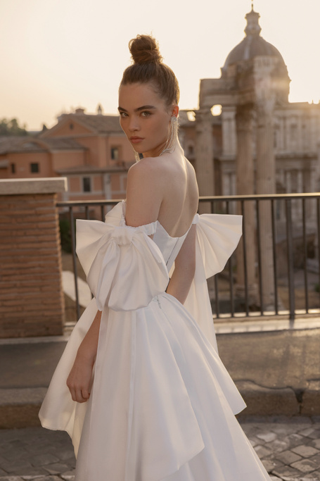 Купить свадебное платье «Розабелла» Бламмо Биамо из коллекции Гармония Любви 2023 года в салоне «Мэри Трюфель»