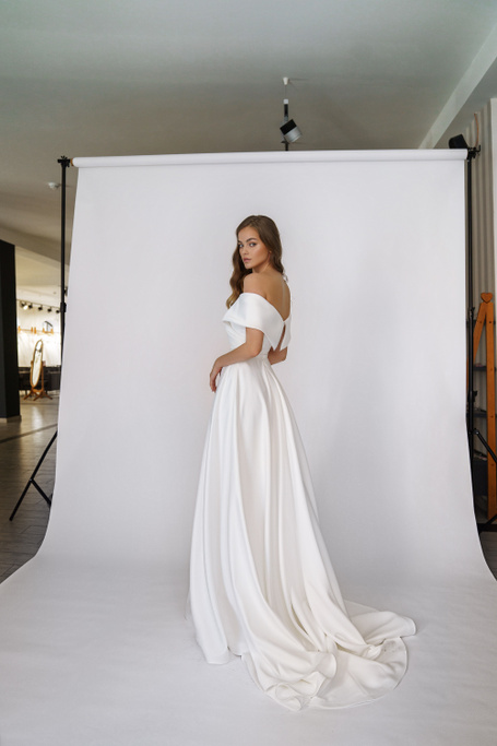 Свадебное платье «Олимпия» Марта — купить в Самаре платье Олимпия из коллекции 2021 года