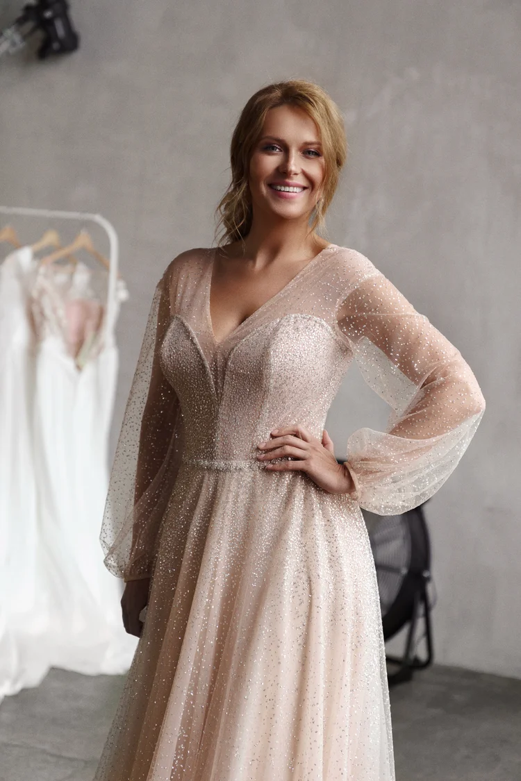 Купить свадебное платье «Мистик сайз плюс» Натальи Романовой из коллекции 2018 в Краснодаре недорого Мистик+