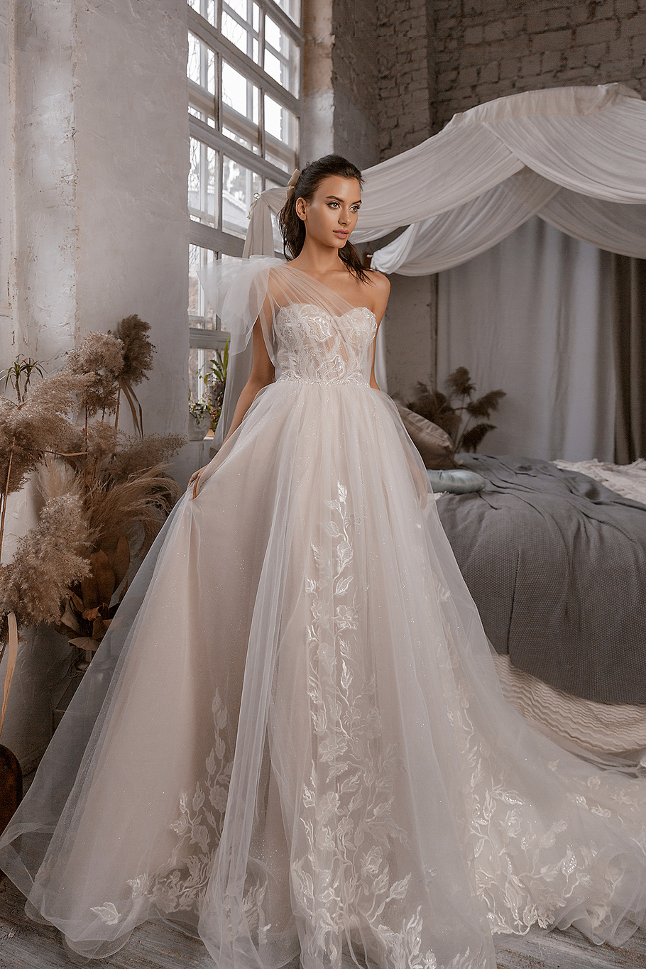 Купить свадебное платье «Ванила Скай» Ланеста из коллекции 2018 года в интернет-магазине «Мэри Трюфель»