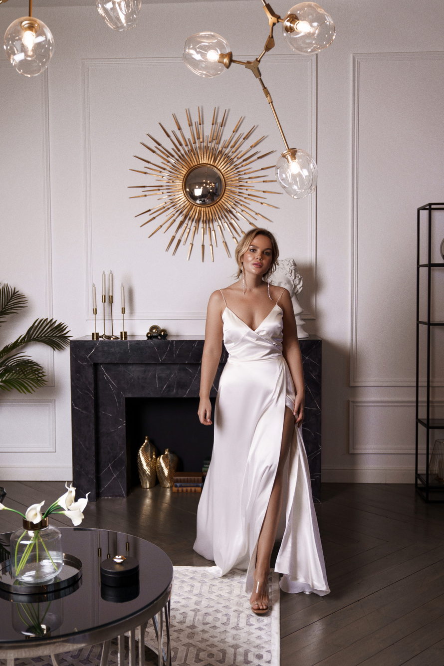 Свадебное платье «Ирен плюс сайз» Марта — купить в Екатеринбурге платье Ирен из коллекции 2019 года
