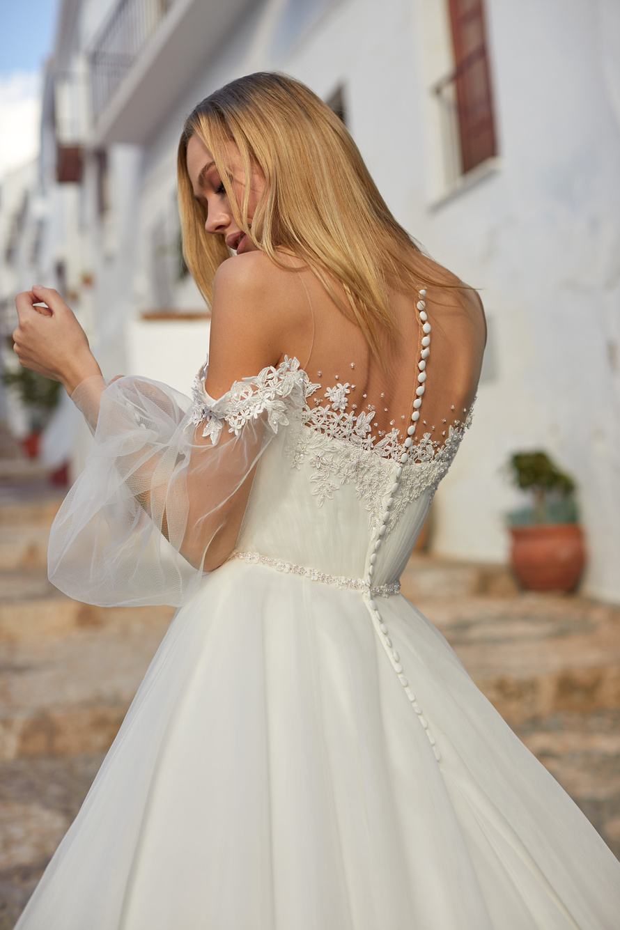 Купить свадебное платье «Арт. 19370» Луссано Брайдал из коллекции 2020 в интернет-магазине