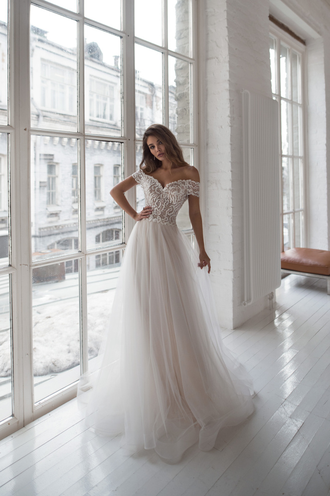 Купить свадебное платье «Милли» Натальи Романовой из коллекции 2020 в салоне «Мэри Трюфель»