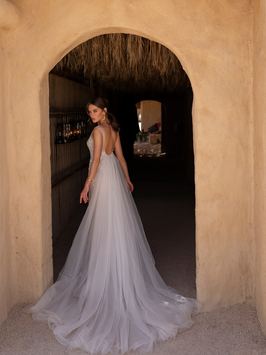 Свадебное платье «Каприче» Татьяны Каплун — купить в Краснодаре платье Каприче из коллекции «Страсть пустыни» 2020