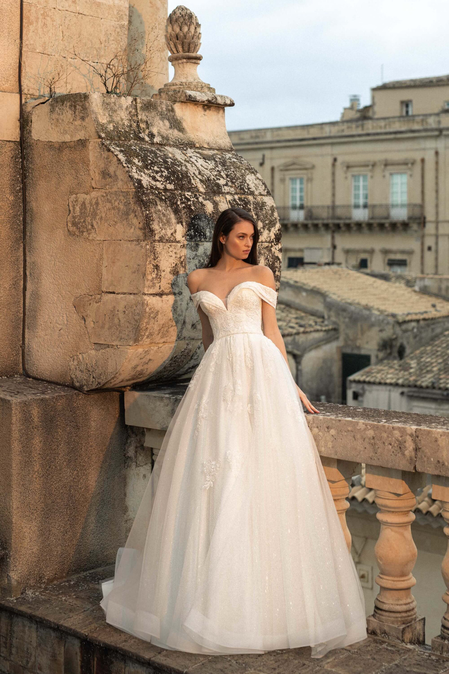 Купить свадебное платье «Арт. 21042» Луссано Брайдал из коллекции 2019 в Волгограде