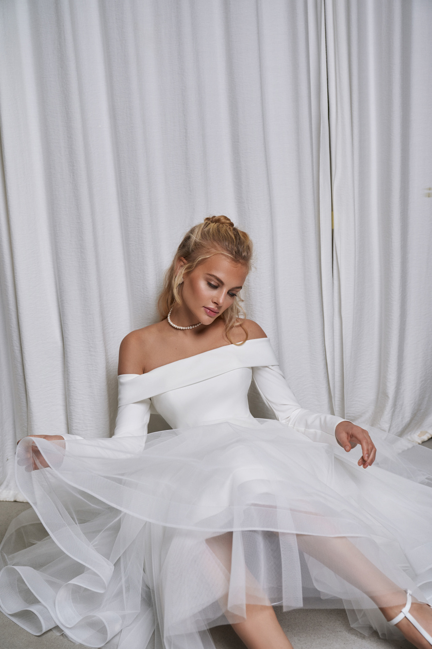 Свадебное платье «Олена» Марта — купить в Москве платье Олена из коллекции 2021 года