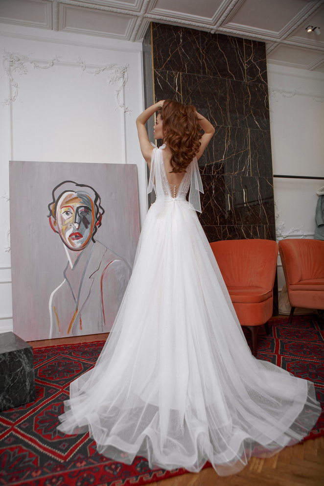 Купить свадебное платье «Чиэра» Натальи Романовой из коллекции 2021 в салоне «Мэри Трюфель»