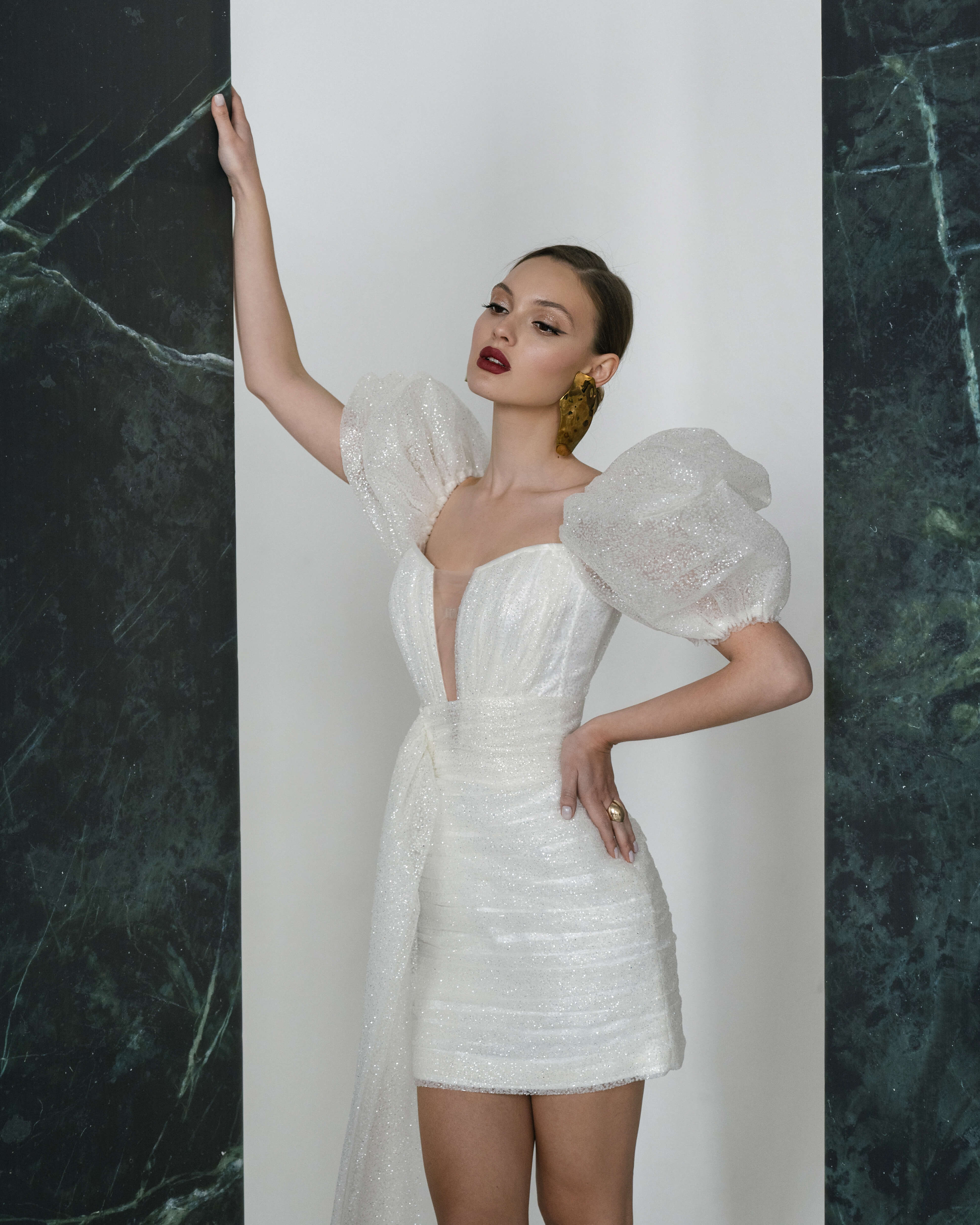 Купить свадебное платье «Рейкьявик Мини» Рара Авис из коллекции Гелекси 2022 года в салоне «Мэри Трюфель»