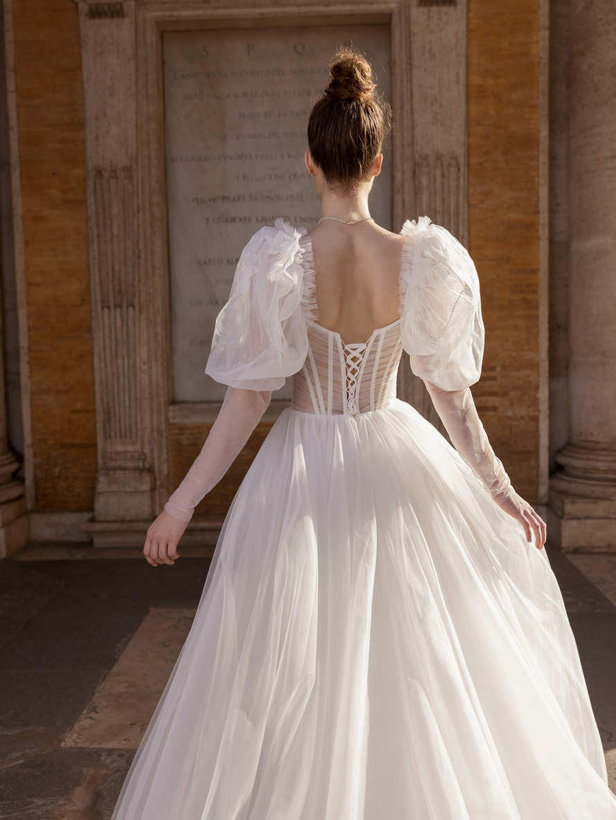 Купить свадебное платье «Эвлалия» Бламмо Биамо из коллекции Гармония Любви 2023 года в салоне «Мэри Трюфель»