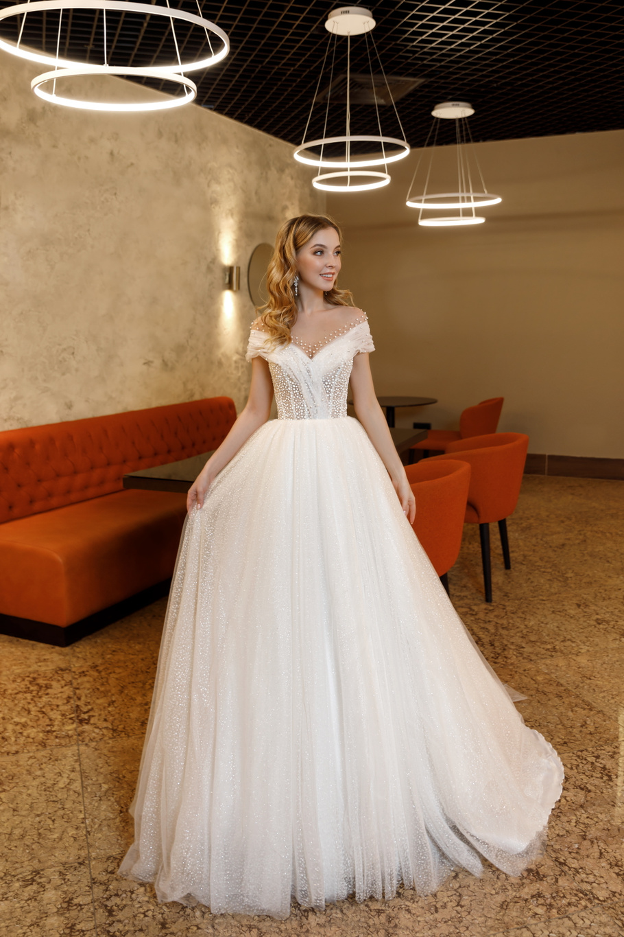Купить свадебное платье «Брайд» Олег Бабуров из коллекции 2021 года в салоне «Мэри Трюфель»