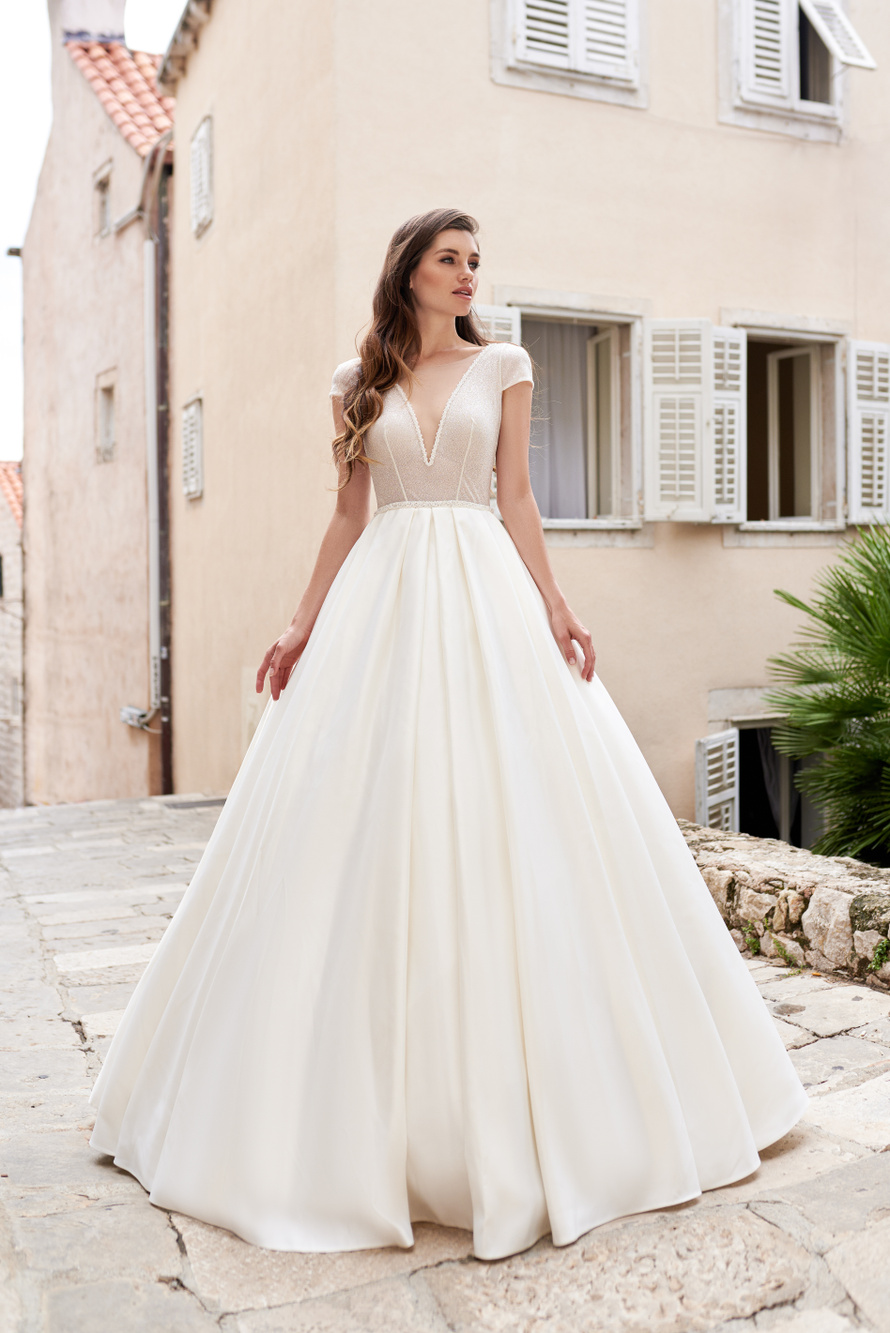 Купить свадебное платье «Огма» Армония из коллекции 2020 в интернет-магазине «Мэри Трюфель»