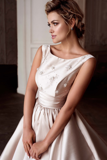 Купить свадебное платье «Бриджет» Анже Этуаль из коллекции Шарм Коллекшен 2017 года в Москве недорого
