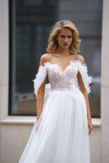 Купить свадебное платье «Абелия» Сонеста из коллекции 2024 года в салоне «Мэри Трюфель»