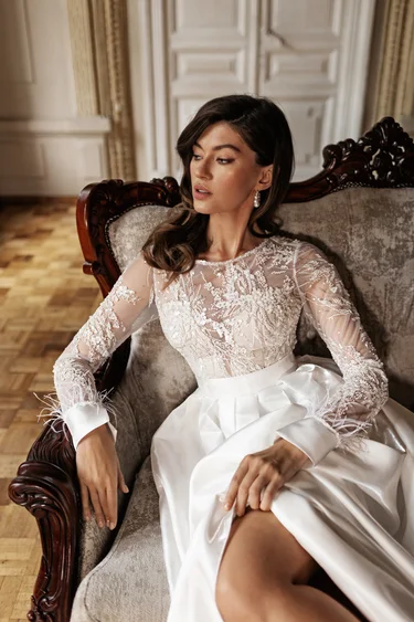 Купить свадебное платье «Блэки» Эстелавия из коллекции 2024 года в салоне «Мэри Трюфель» Блэки