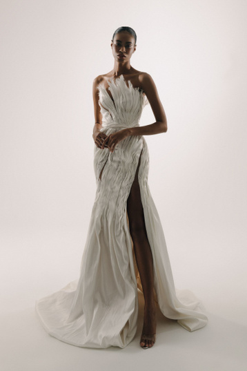 Купить свадебное платье «Свон» Лана Мариненко из коллекции  2023 года в салоне «Мэри Трюфель»