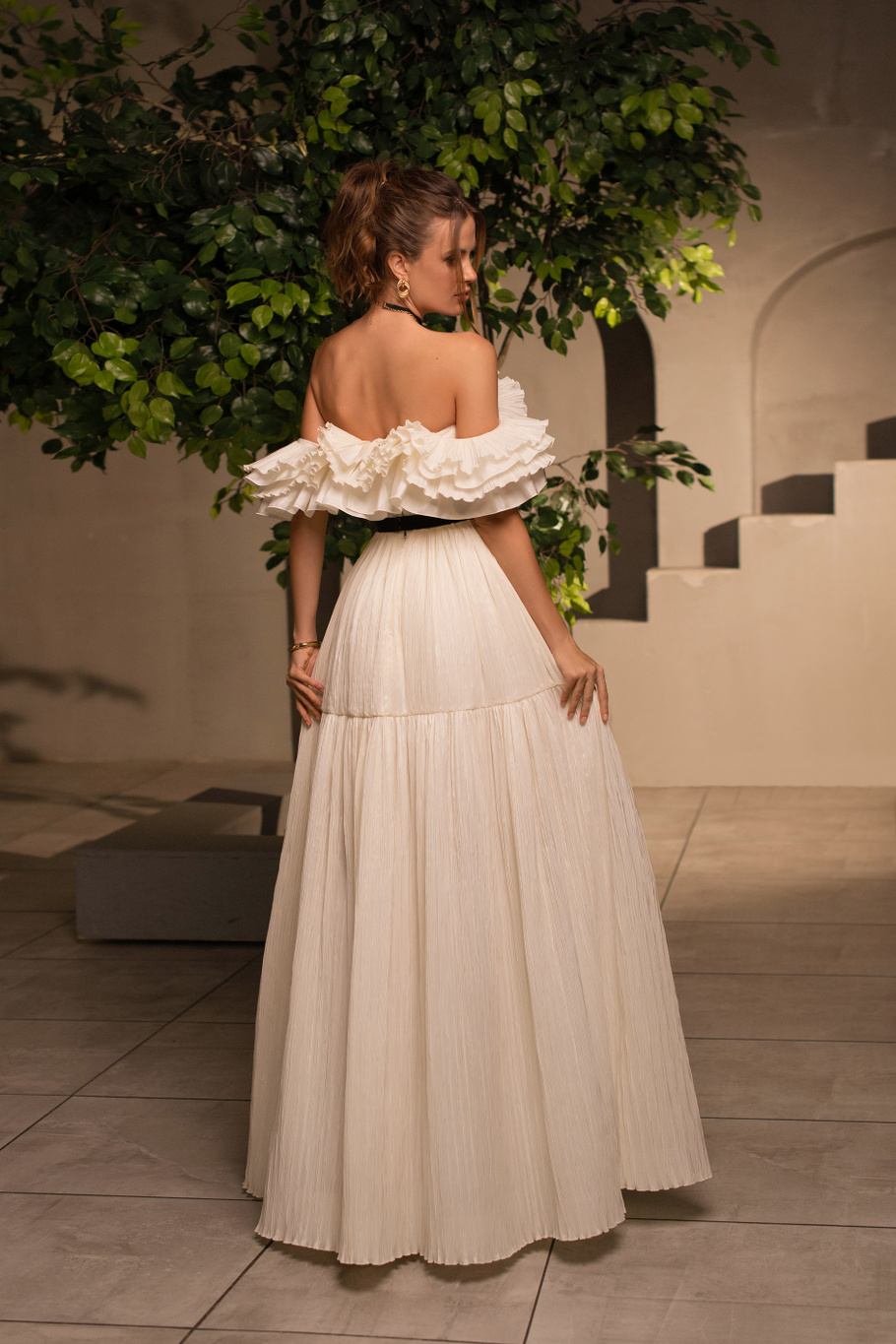 Купить свадебное платье «Вега» Мэрри Марк из коллекции Минимализм 2023 года в салоне «Мэри Трюфель»