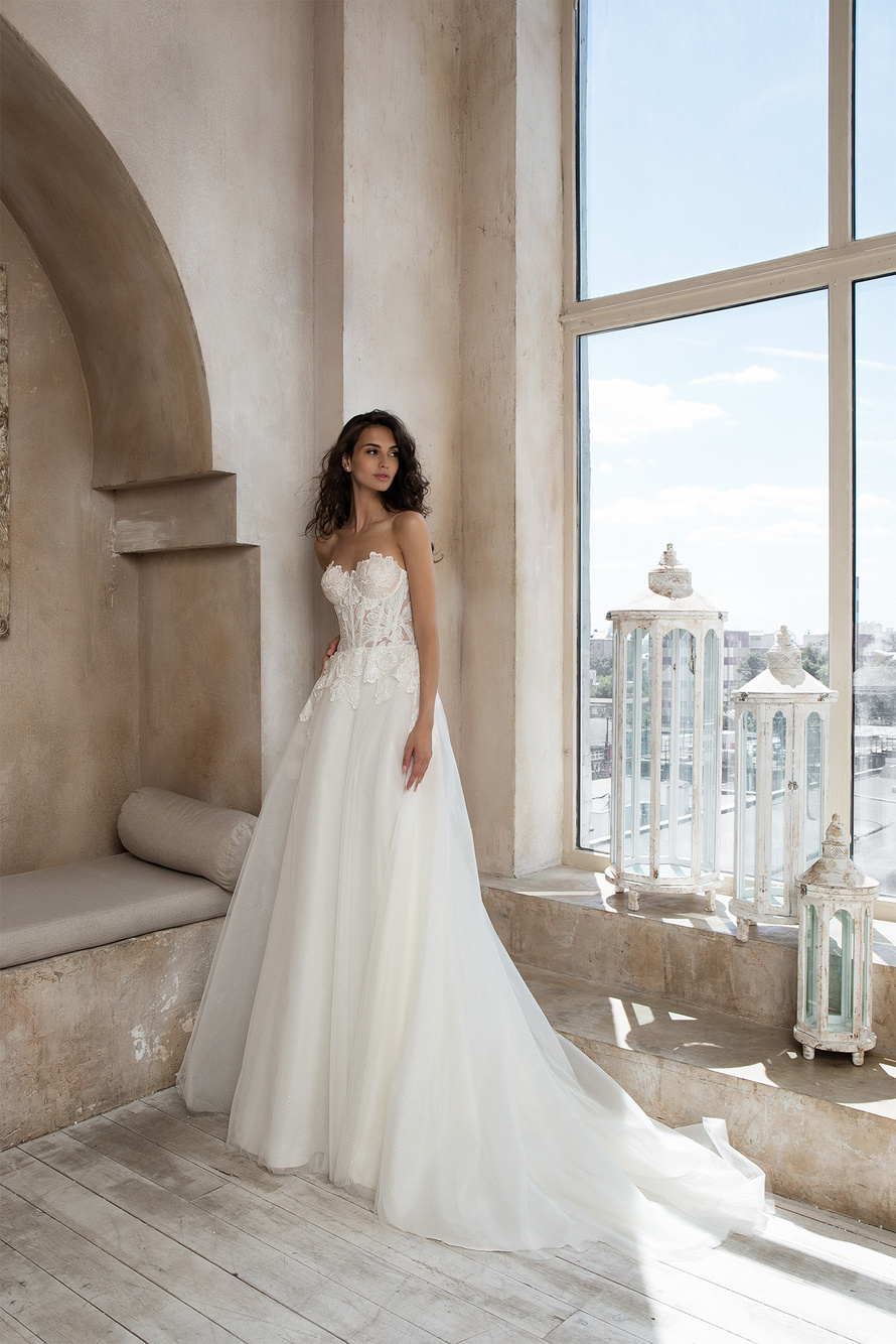 Купить свадебное платье «Кристалия» Татьяны Каплун из коллекции «Даймонд Скай» 2020 в салоне