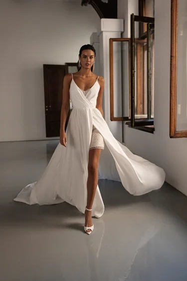 Купить свадебное платье «Клэр» Эстелавия из коллекции Одна на миллион 2024 года в салоне «Мэри Трюфель» Клэр