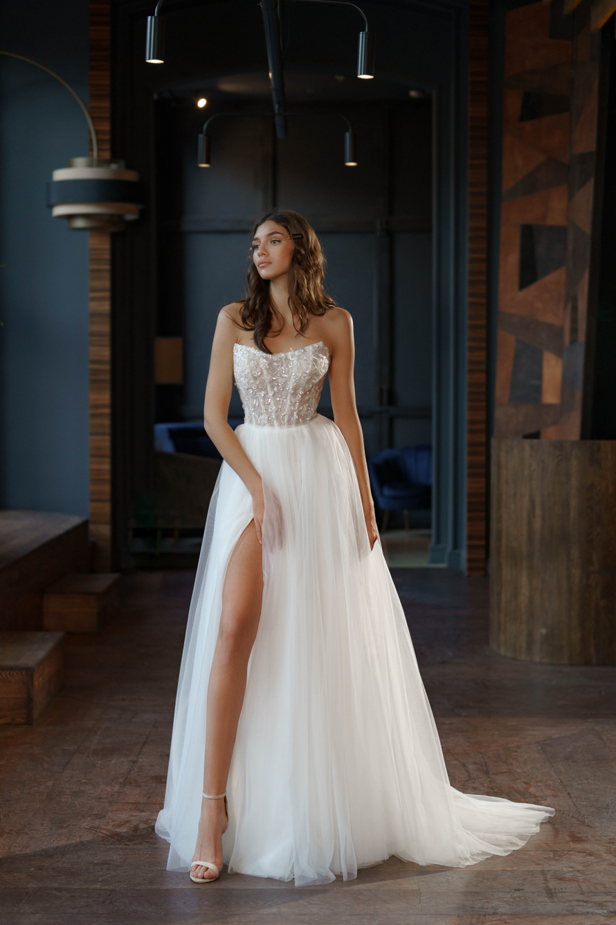Купить свадебное платье «Маргарет» Сониа Солей Эир из коллекции 2023 года в салоне «Мэри Трюфель»