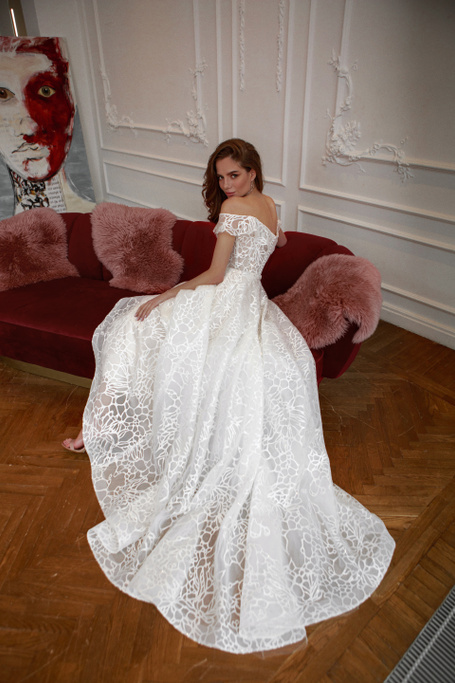 Купить свадебное платье «Татин» Натальи Романовой из коллекции 2021 в салоне «Мэри Трюфель»