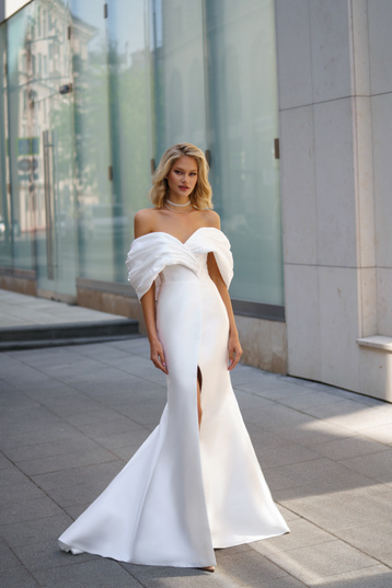 Купить свадебное платье «Джули» Сонеста из коллекции 2024 года в салоне «Мэри Трюфель»