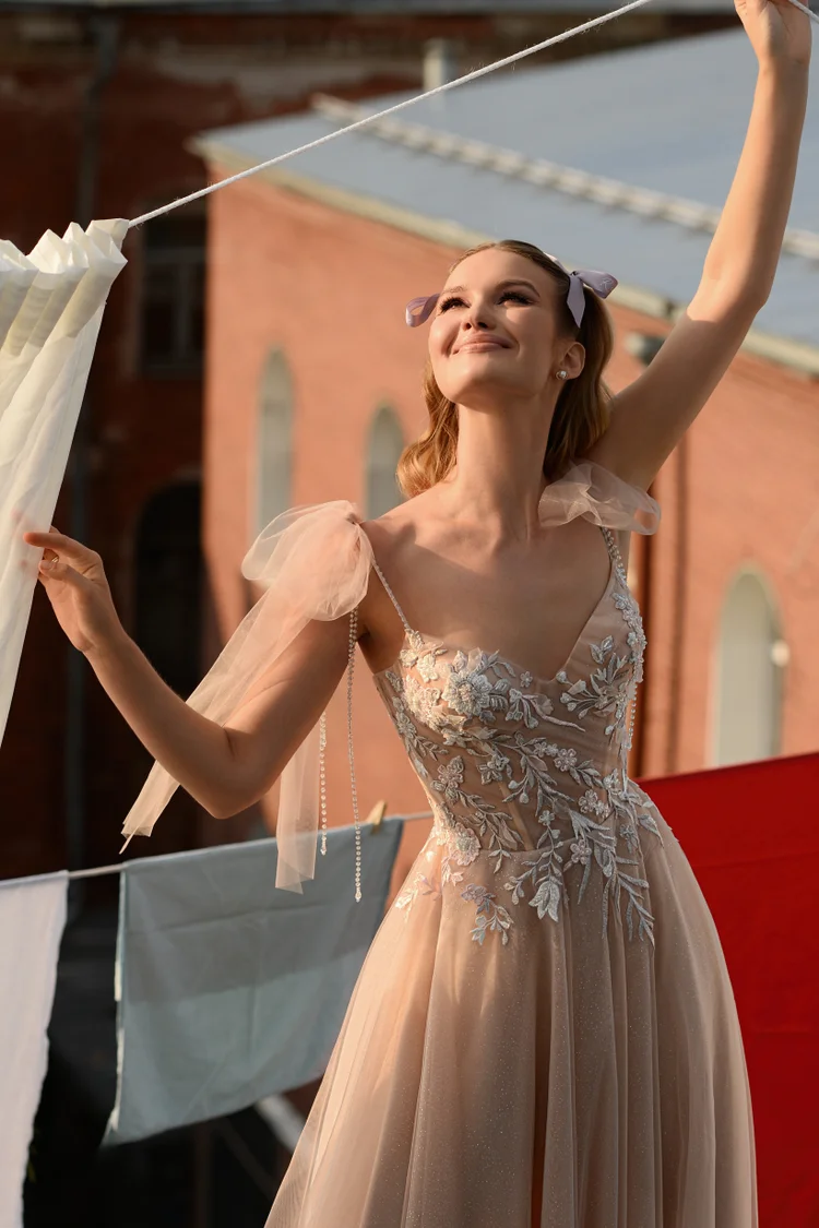 Купить вечернее платье «Ливита» из вечерней коллекции 2025 в салоне «Мэри Трюфель» Ливита