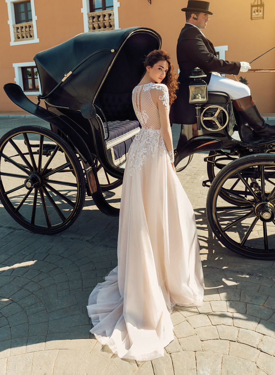 Купить свадебное платье «Нэйди» Татьяны Каплун из коллекции «Вайлд Винд 2019» в интернет-магазине «Мэри Трюфель»