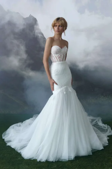 Купить свадебное платье «Джансая» Бламмо Биамо из коллекции Сказка 2022 года в салоне «Мэри Трюфель» Джансая