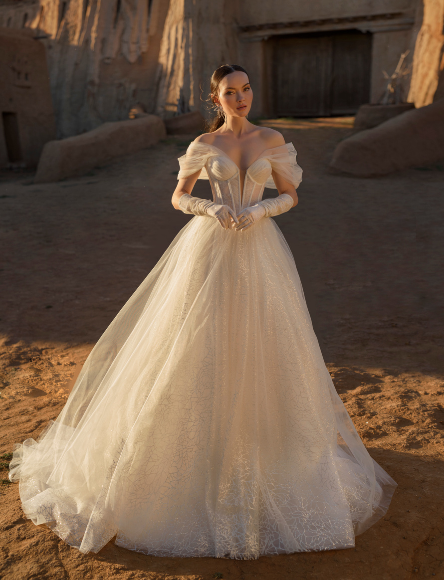 Купить свадебное платье «Ювента» Кукла из коллекции Азия 2023 года в салоне «Мэри Трюфель»