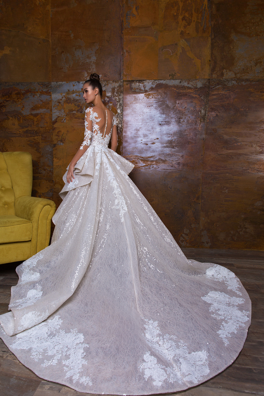 Купить свадебное платье «Ника» Кристал Дизайн из коллекции 2018 в салоне свадебных платьев
