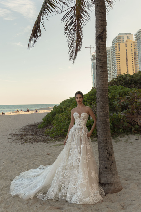 Купить свадебное платье «Малика» Кристал Дизайн из коллекции 2020 в салоне