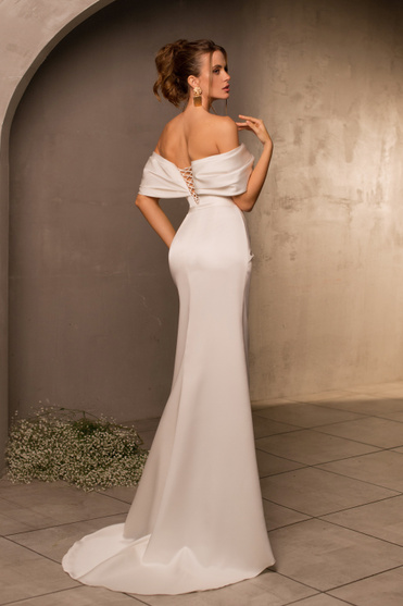 Купить свадебное платье «Трисс» Мэрри Марк из коллекции Минимализм 2023 года в салоне «Мэри Трюфель»