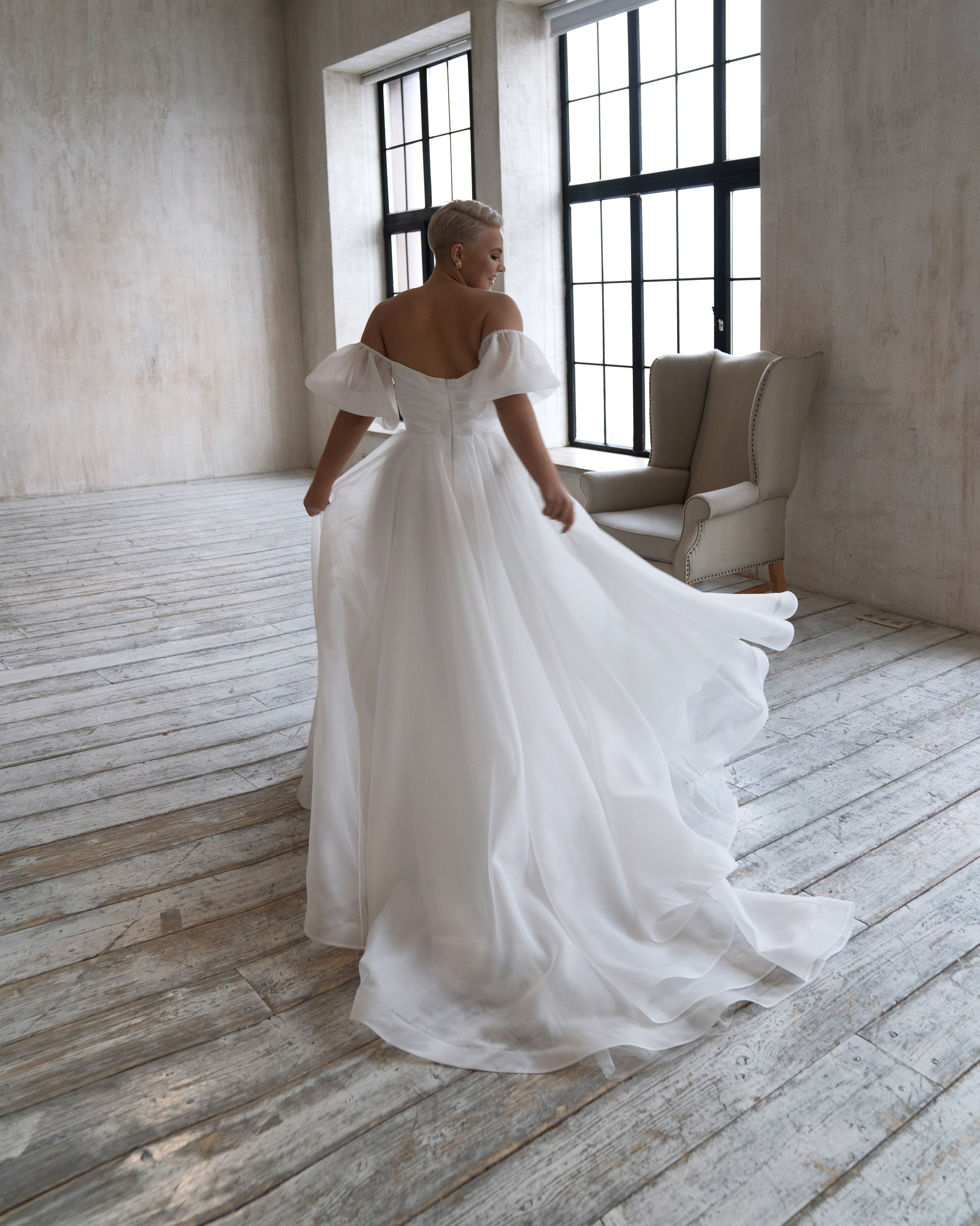 Свадебное платье «Орита плюс сайз» Марта — купить в Ростове платье Орита из коллекции 2021 года